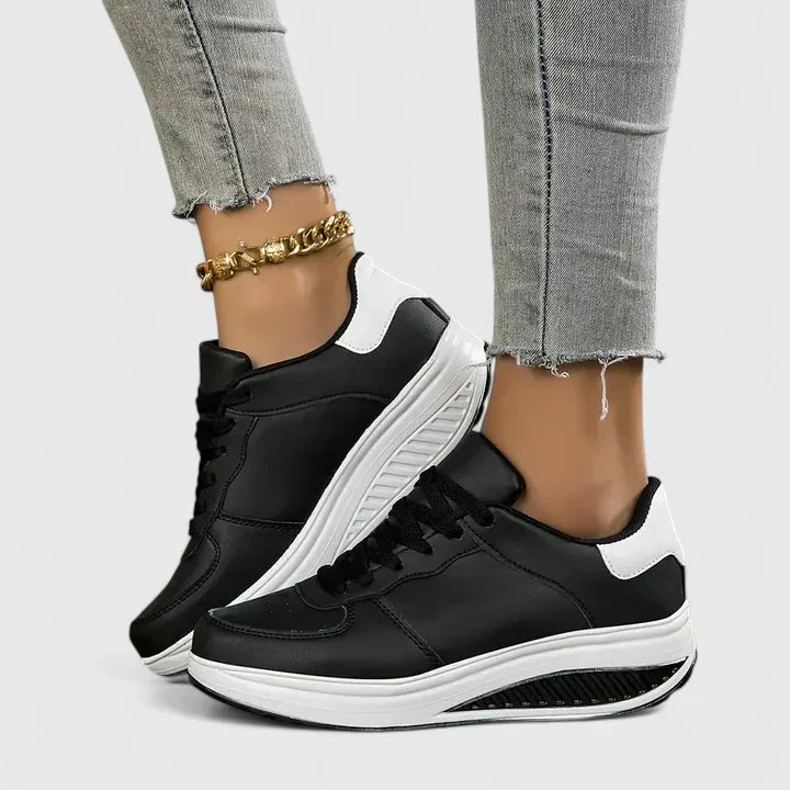 Black/White / 10.5